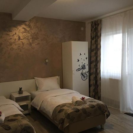 Top Style Villa Bragadiru 外观 照片