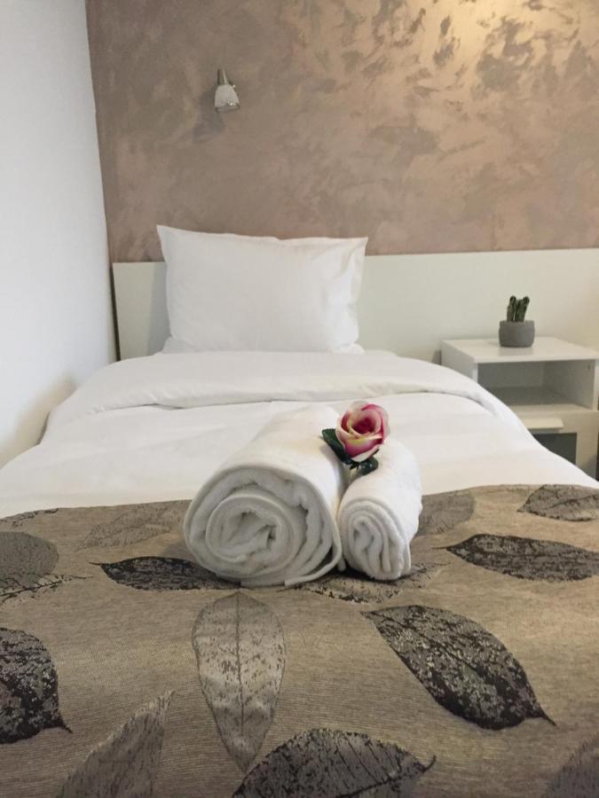 Top Style Villa Bragadiru 外观 照片